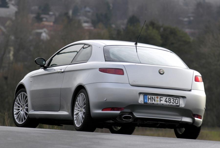  Alfa Romeo GT (937C) 2003 года  (WW) (фото 12 из 53)